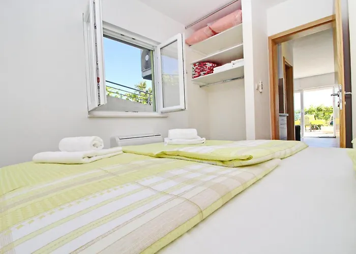 Apartment Gusti Drače