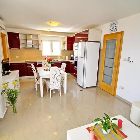 Apartman Gusti
