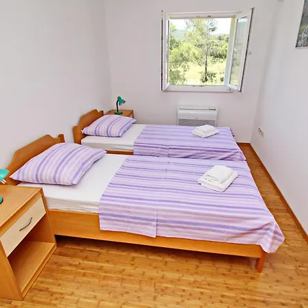 Gusti * Drače
