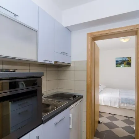 Apartman Gusti *