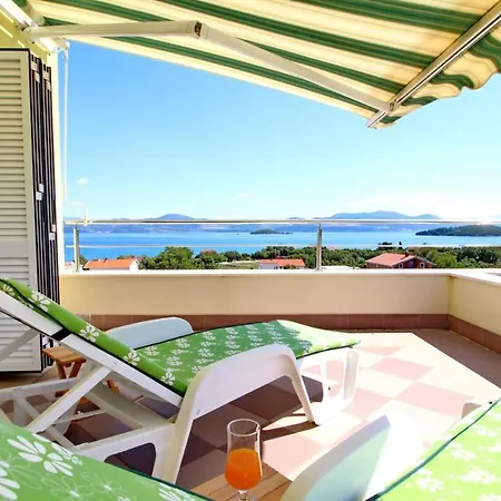 Gusti Lejlighed Drače